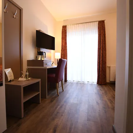 מלון Marktkieker